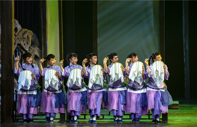 针线绘江南 丝弦诉匠心——大型锡剧《雪宧绣谱》首演的文化回响